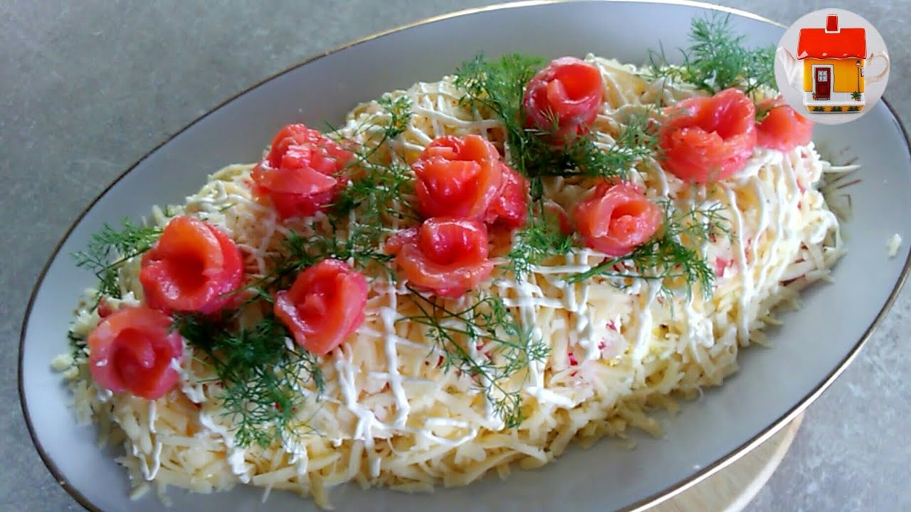 Нежный салат с красной рыбой