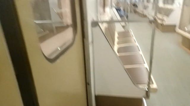 Поездка по Люблинско-Дмитровской линии смотреть онлайн