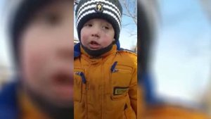 Прикольное видео: Зачем ты ел снег?! Ребенок: Немного замарался.