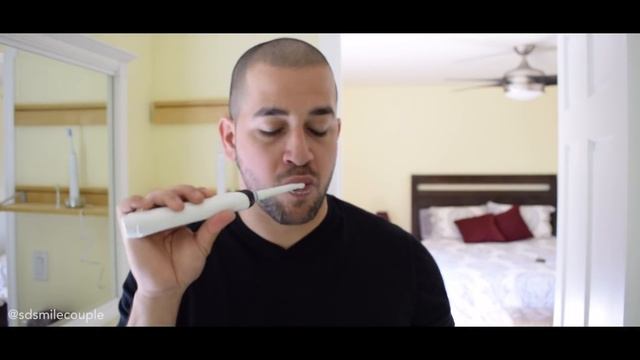 Ultimate Electric Toothbrush Review - Oral B vs. Sonicare смотреть онлайн