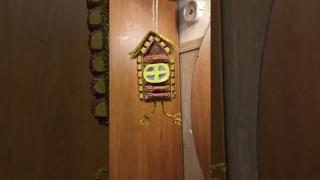 игрушки на новый год, избушка Бабы Яги смотреть онлайн