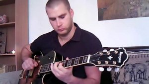 Autumn leaves - solo jazz guitar (Joe Pass)