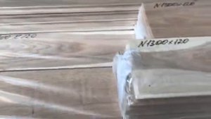 Широкоформатный паркет из массива дуба (Россия)