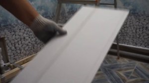 Ролик по отделке ПВХ панелями Панда без декоративных углов