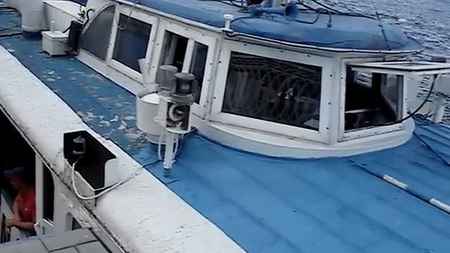 трамвайчик М8 пришёл с опозданием причал Нижнекамск смотреть онлайн