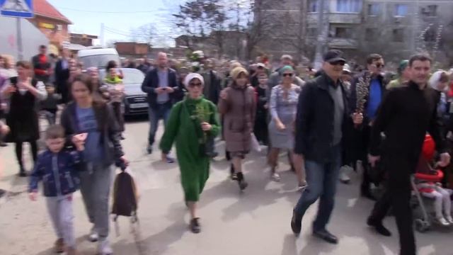 Крестный ход. Вербное воскресение 1 апреля 2018 ЗАКАДРОВЫЙ ТЕКСТ смотреть онлайн