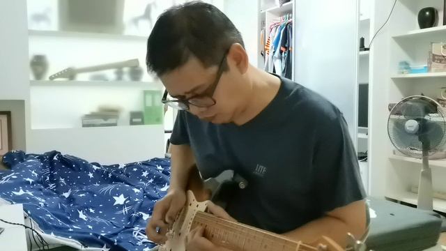 Fender AVRI 57 Chicago Shuffle Blues смотреть онлайн