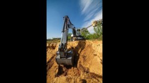 Экскаватор TVEX 180W Колесный 17,6т