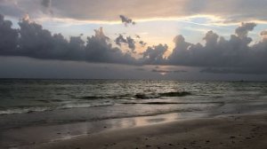 Inspirational video of Saharan dust clouds over the ocean