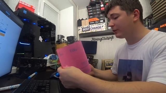 ВСТРЯЛ ХОМЯК... ОЧЕРЕДНАЯ КРЕДИТНАЯ ФЕРМА НА GIGABYTE 5700 XT смотреть онлайн