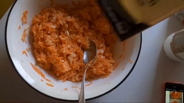 МОРКОВНЫЕ ОЛАДУШКИ В ДУХОВКЕ смотреть онлайн