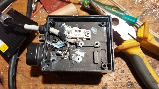 Самодельный эквивалент нагрузки 50 ом. смотреть онлайн