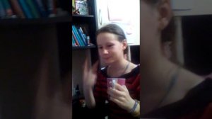 Выпила литр воды живот сильно болит