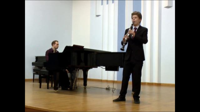 Темрук Николай исполняет 1 часть Концерта №1 Крамаржа. смотреть онлайн