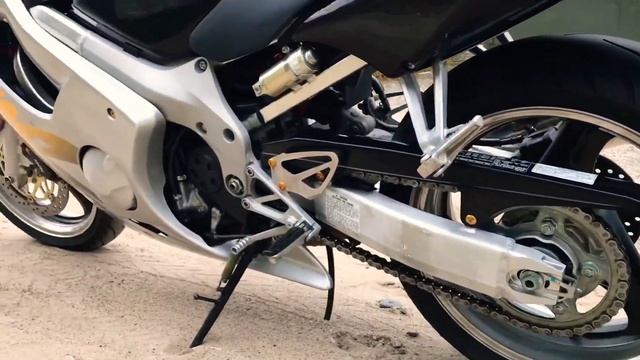 Honda CBR 600 F4 из Европы смотреть онлайн