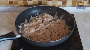 Конвертики из лаваша с фаршем и сыром