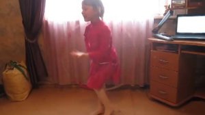 Сестренка Соня танцует Самбу