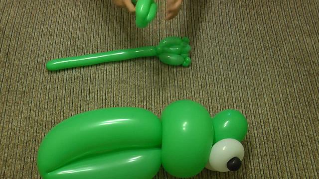 Crazy Frog  of balloons