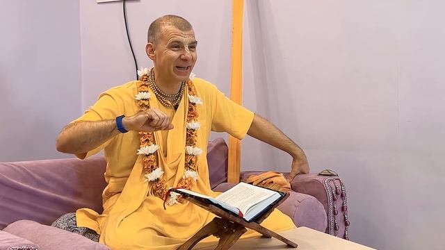 Трансцендентная Энергия Личности Бога. ШБ 1.8.16 Каменск 30.08.2022 | Бхакти Расаяна Сагара Свами смотреть онлайн