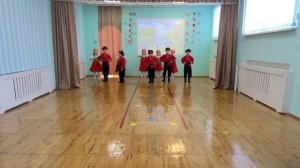 Русский танец "У реки " в детском саду