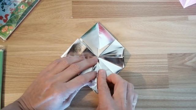 Оригами / Рамочка для фото / Жетончик / Бейджик / Origami / Photo frame / Badge / 折り紙/フォトフレーム/バッジ смотреть онлайн