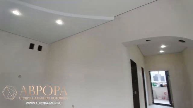 Фактурные и матовые натяжные потолки в большом доме смотреть онлайн