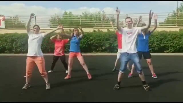 Поздравление от наших ребят с Днём России смотреть онлайн