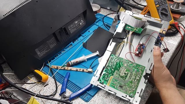 Ремонт монитора Dell D2015HF замена Led подсветки на универсальную с Алиэкспресс. смотреть онлайн