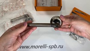Дверные ручки Morelli "КОЛОННА" MH-03 SN/BN Цвет - Белый никель/Чёрный никель