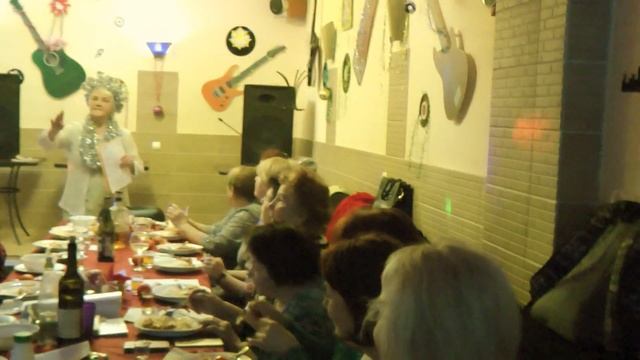 "ПОТОЛОК ЛЕДЯНОЙ" АНСАМБЛЬ "АВТОРСКАЯ ПЕСНЯ" ВСТРЕЧАЕТ НОВЫЙ ГОД. смотреть онлайн