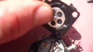 Разбираем карбюратор бензопилы Disassemble the carburetor of a chainsaw