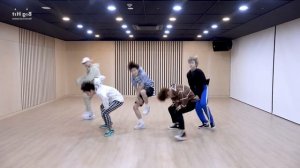 TXT (Tomorrow by Together) - cat&dog dance practice mirrored
