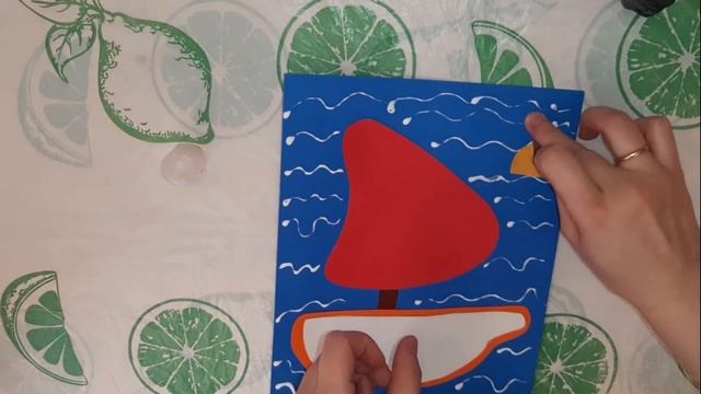 Простая морская аппликация - Кораблик. Хорошая идея для занятий с ребенком. смотреть онлайн