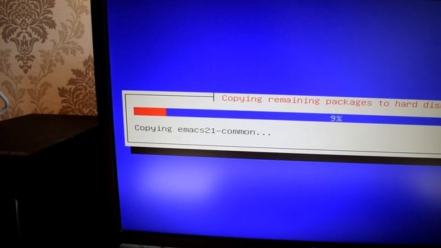 Установка ПЕРВОЙ ВЕРСИИ UBUNTU на старый компьютер смотреть онлайн