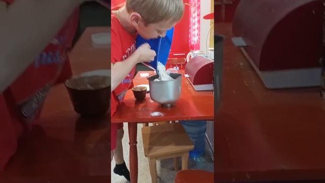 как приготовить тесто лёгким способом часть1 смотреть онлайн