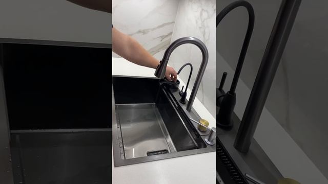 Мойка мечты на кухню. Встраиваемая мойка многофункциональная.