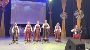 Земляничка ягодка. Казачья свадебная песня. Фольклорный ансамбль "Берегиня".  МБУК ДО "ЕДШИ №9".