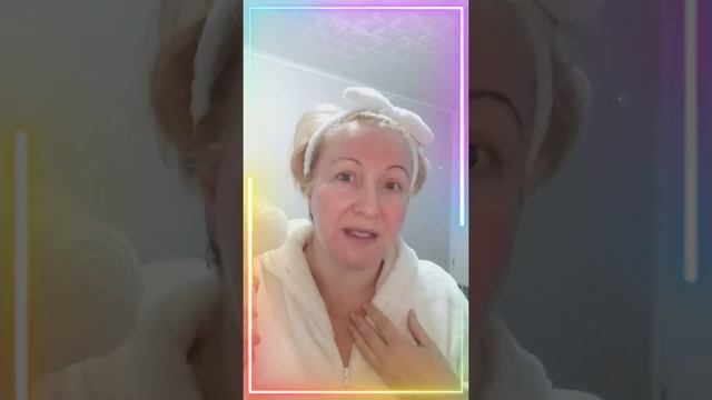 Система по уходу за кожей Skinvigorate Sonic™. Очищение. смотреть онлайн