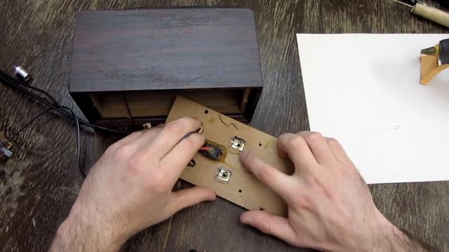 Модификация: ПК колонки плюс разъемы для тюльпанов (RCA) смотреть онлайн