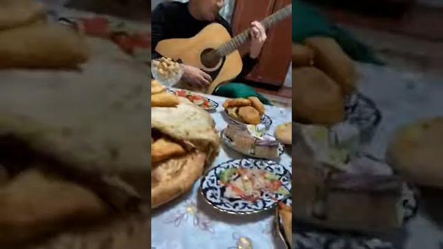 РАХМАН КАРАКАЛПАК ГИТАРИСТ