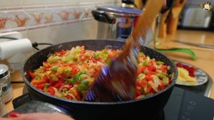 ПОМИДОРОВЫЙ ОБЕД СО СЛАДКИМ ПЕРЦЕМ - УНИВЕРСАЛЬНАЯ ЗАГОТОВКА НА ЗИМУ: НА ВСЕ СЛУЧАИ ЖИЗНИ!