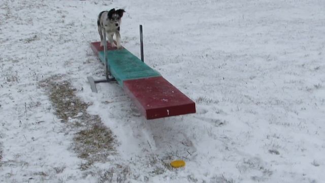 Аджи и качели.(4,5 мес.) смотреть онлайн