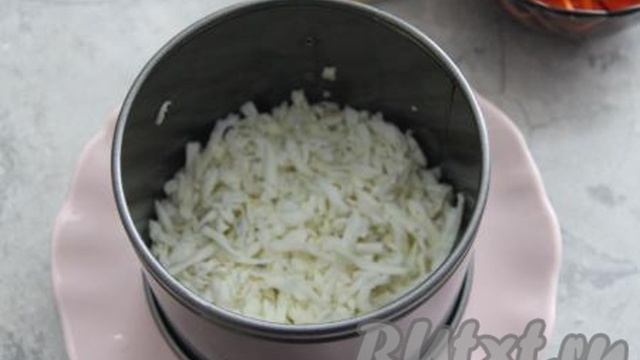 Салат с тунцом и корейской морковью