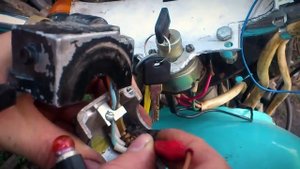 Подключение головного света ИЖа.  Connecting the head light IL.