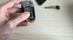 Замена батарейки (CR2032 3V) в ключе VW Passat B8 \ Battery (CR2032 3V) replacement key Passat B8