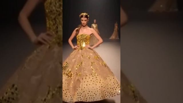 Золотые платья Королевы….arab.fashion.week. 时尚与风格 смотреть онлайн