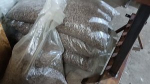 Печь на пеллетах, печь на пеллетах гравитационного типа.