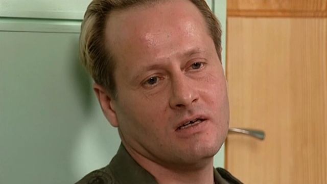 Кот Бернадот | 6 кадров смотреть онлайн