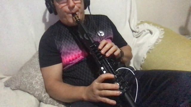 YAMAHA SAXOPHONE DIGITAL YDS-150 смотреть онлайн