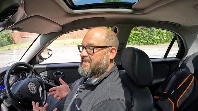 Test Drive: MG ZT 260 (300) BURBLY V8!